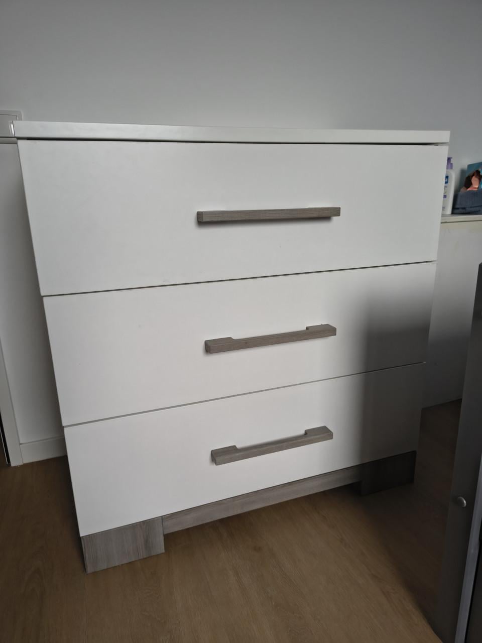 Ledikant met aerosleep matras en commode