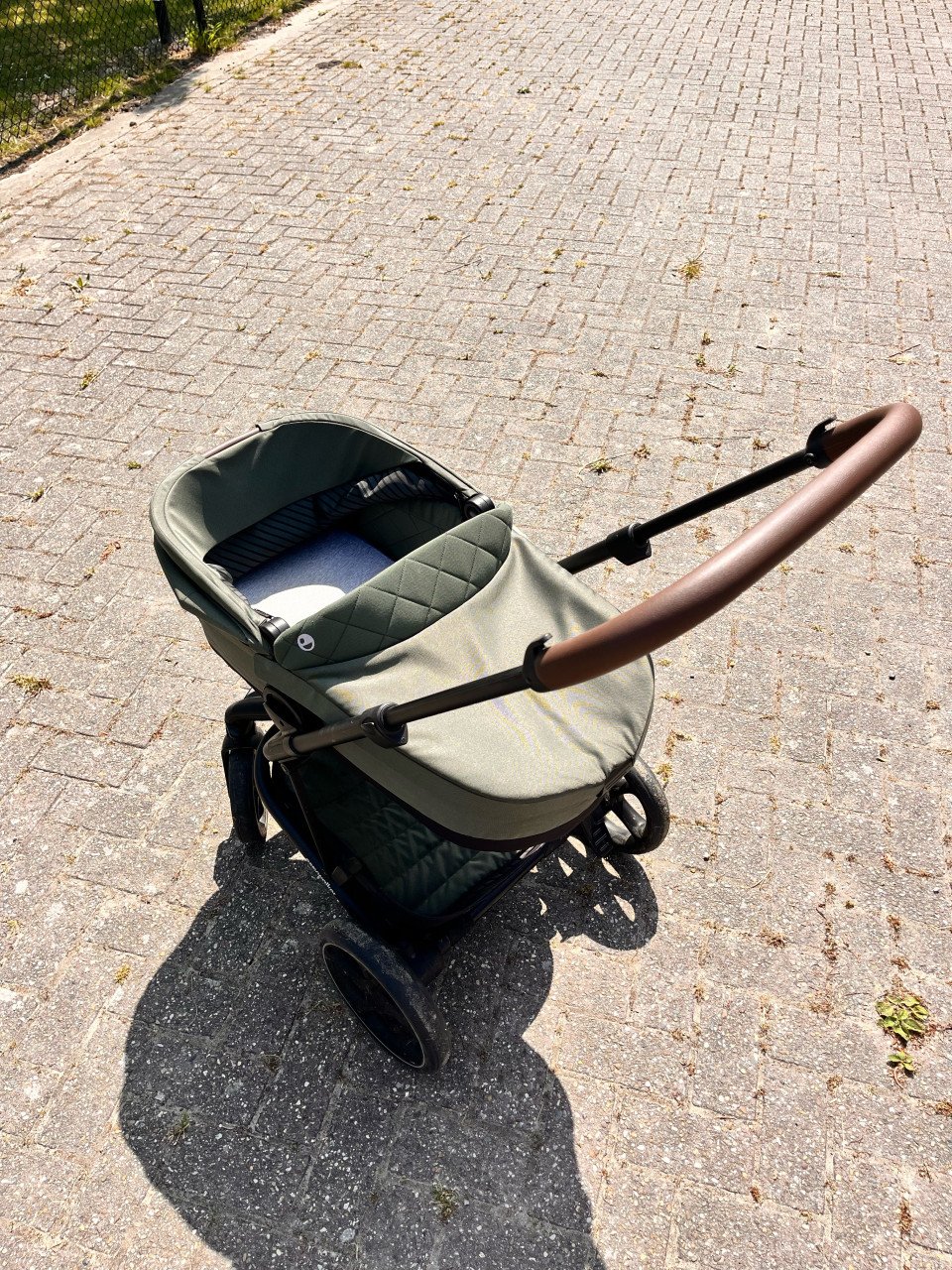 Easywalker Harvy Olijf Groen NIEUWSTAAT