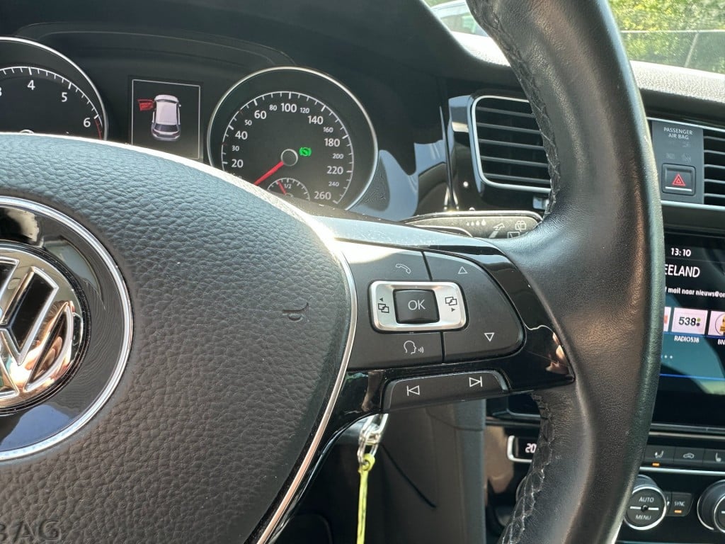 Volkswagen Golf 1.5 tsi highline business r dsg 18'' velgen led pdc