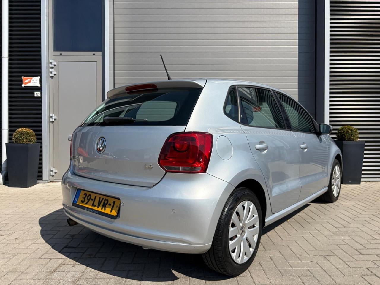 Volkswagen Polo 1.4- 16V Comfortline/ Automaat/ Cruise control/ Airco