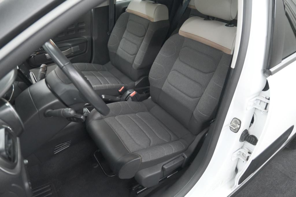 Citroen C3 puretech 82 shine | camera | parkeersensoren | navigatie | apple