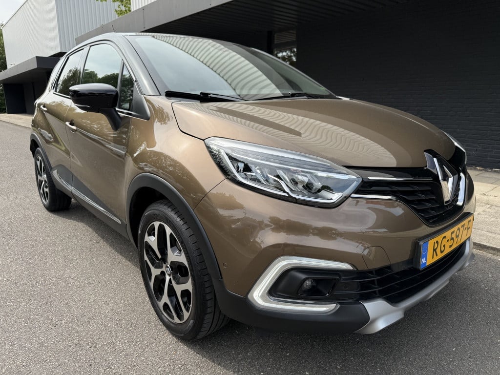 Renault Captur 0.9 tce intens // 65.000km! //