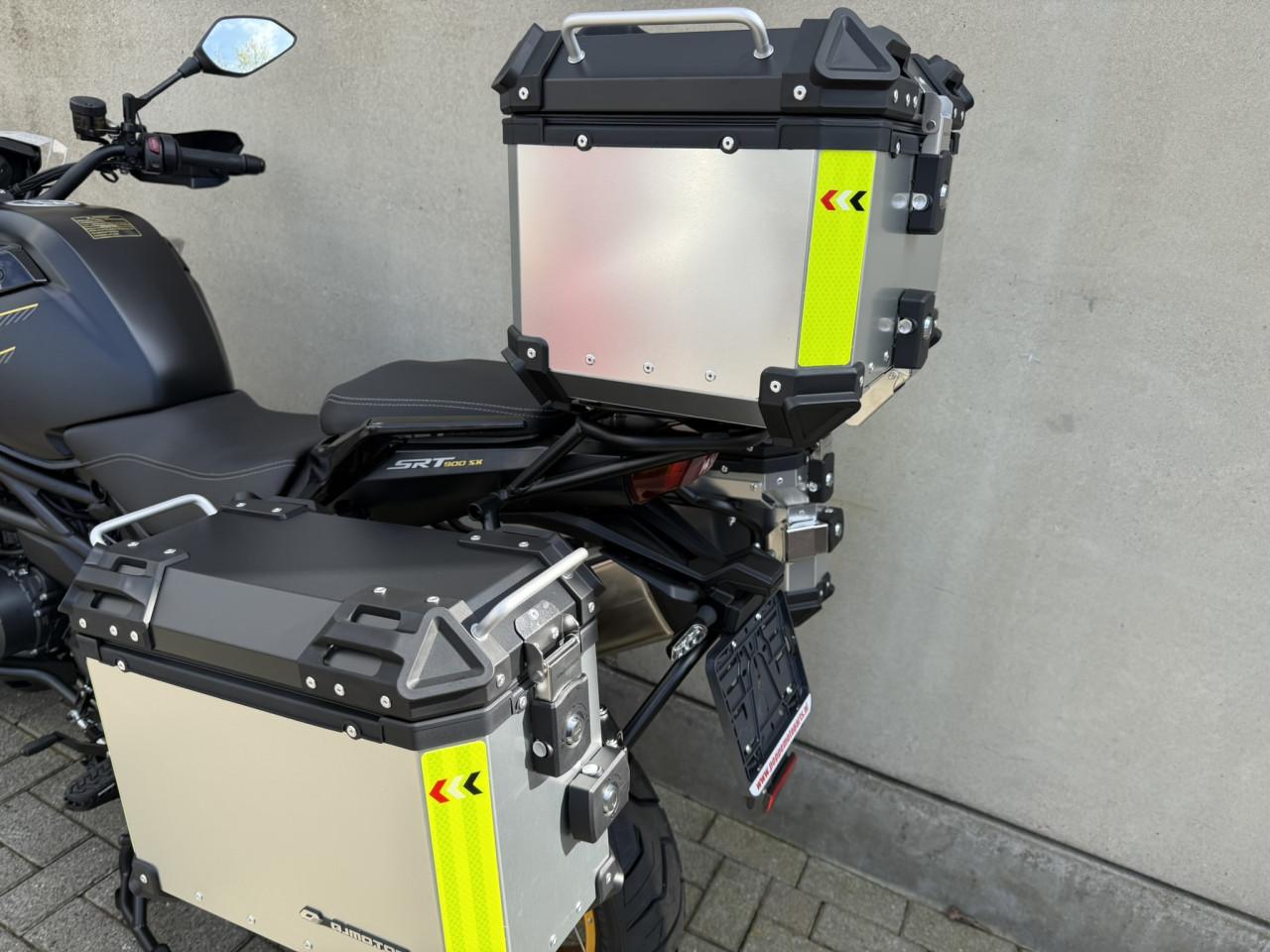 QJMotor SRT 900 SX Touring | Zeer compleet | Op voorraad