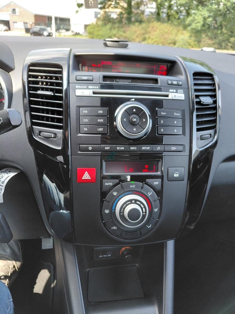 Kia venga bj 2010  3450 euro