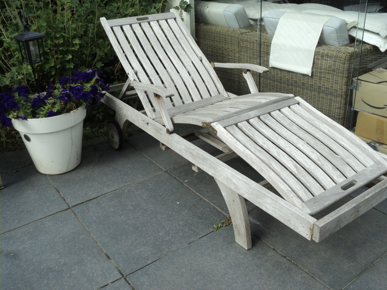 TEAK HOUTEN ligbed met kussen