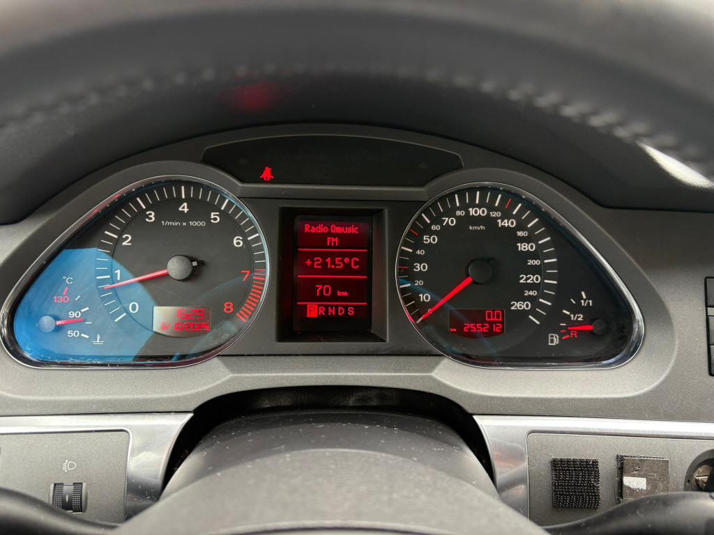 Audi A6 limousine 2.4