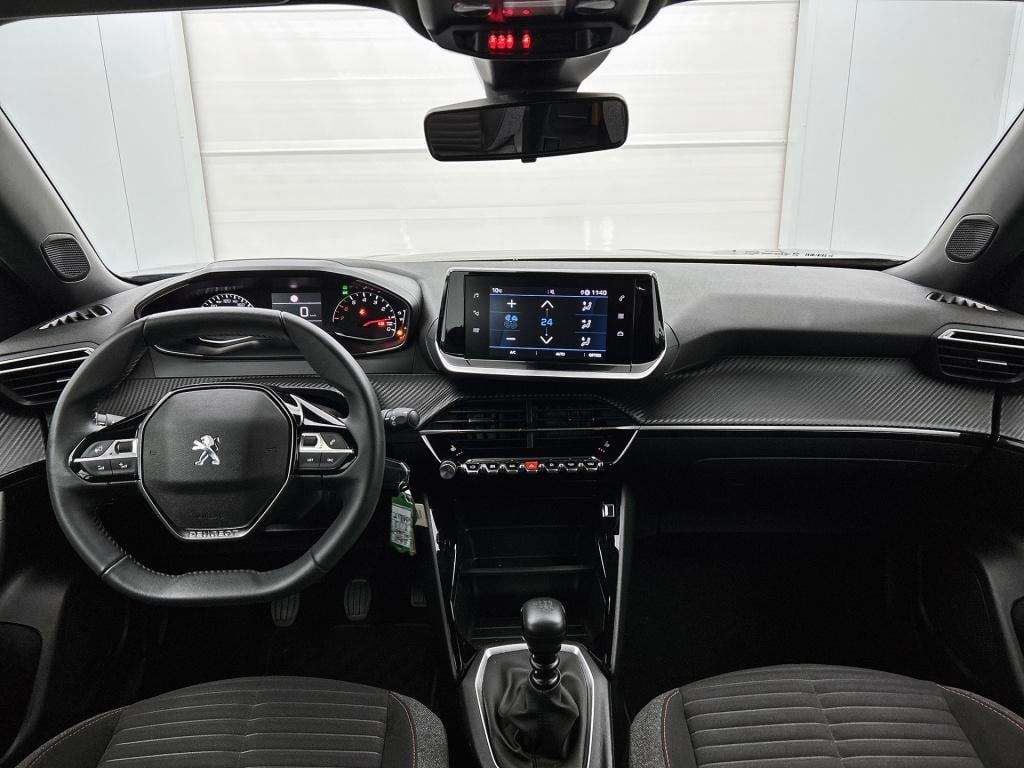 Peugeot 2008 130 pk active pack | rijklaar | apple carplay | camera | stoel