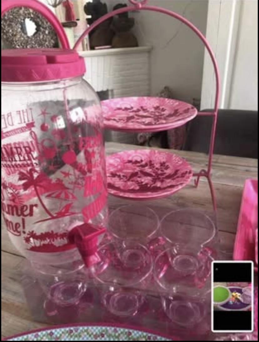 Uitgebreid plastic/melanine servies