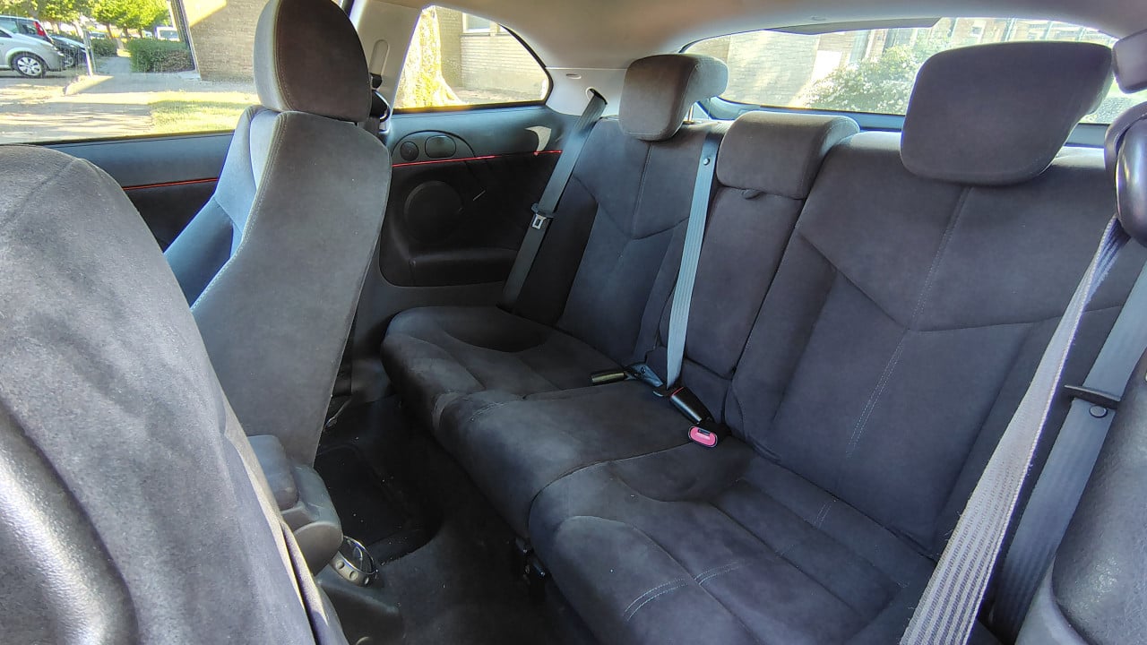 Alfa Romeo GT 1.8 Twin Spark Progression