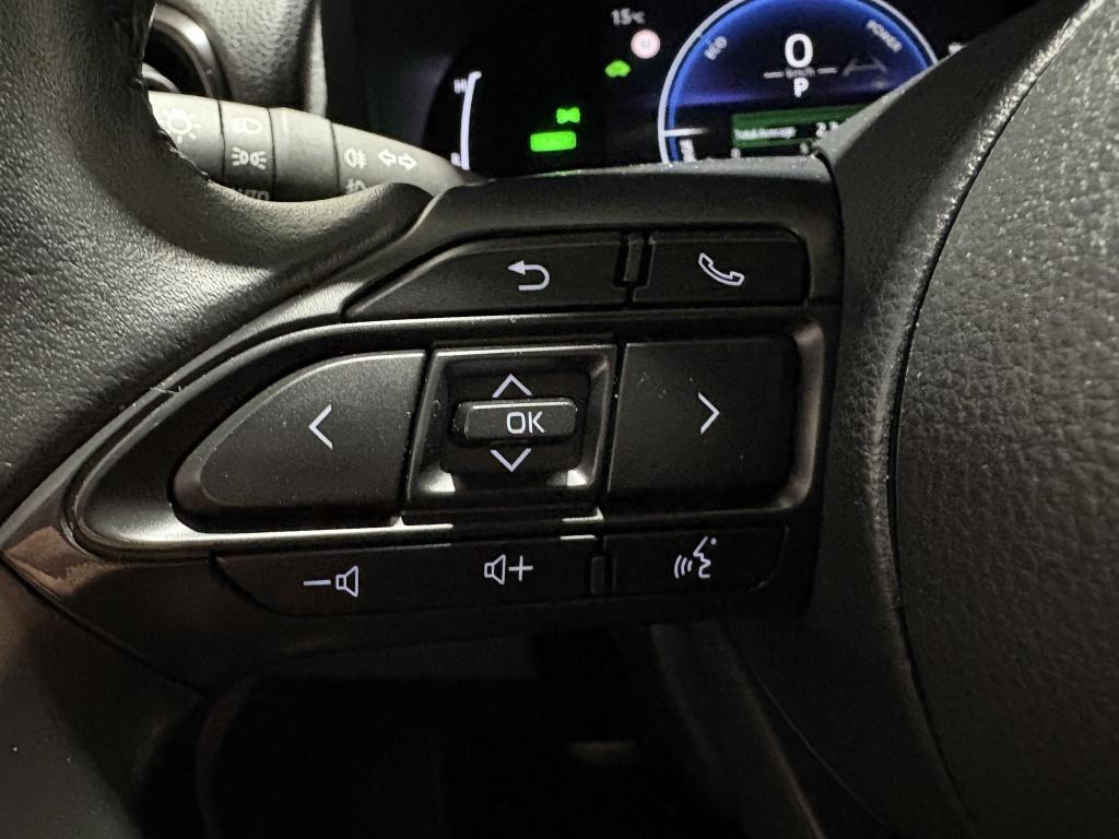 Toyota Yaris Cross 1.5 hybrid 115 first edition | bsm | pdc |