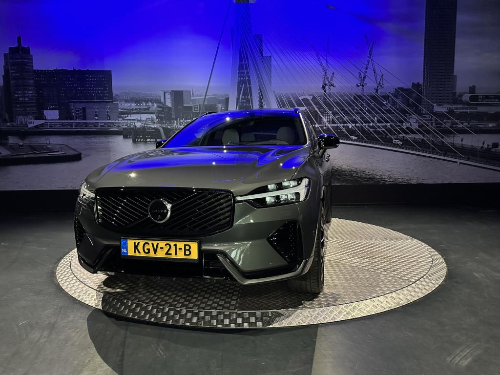 Volvo XC60 2.0 t8 plug-in hybrid awd plus black edition *nieuw model*