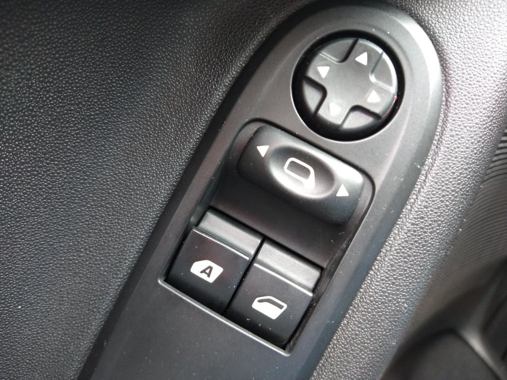 Citroen C3 1.2 82 pk collection nav/clim/trekhaak