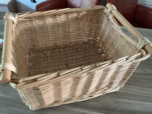 Grote rieten mand 51 - 38 cm (L-B)