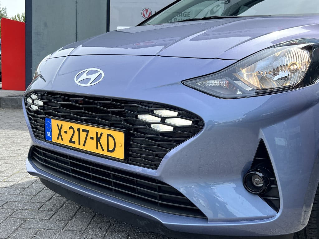 Hyundai I 10 1.0 comfort | camera | cruise control | two tone | apple/ andr