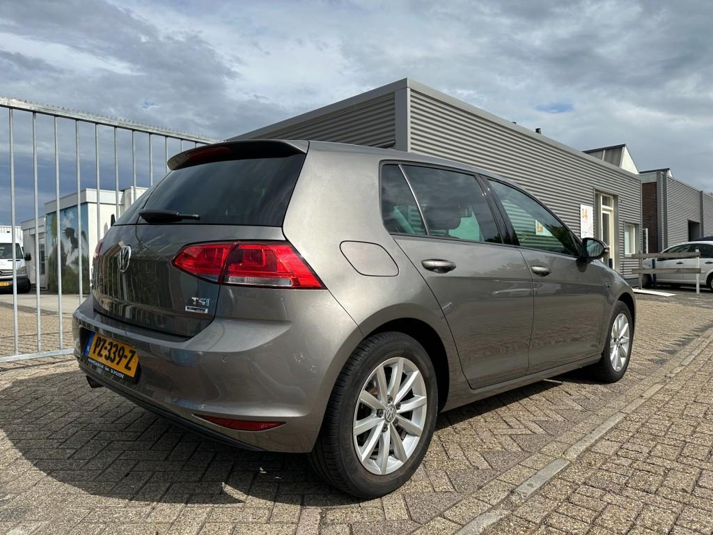 Volkswagen Golf 1.2 tsi lounge trekhaak parkeersensoren elect. inklapbare s