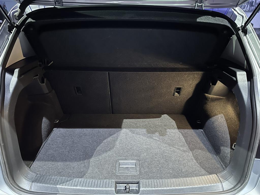 Volkswagen T-cross 1.0 tsi life edition *camera*appconnect*winterpack*