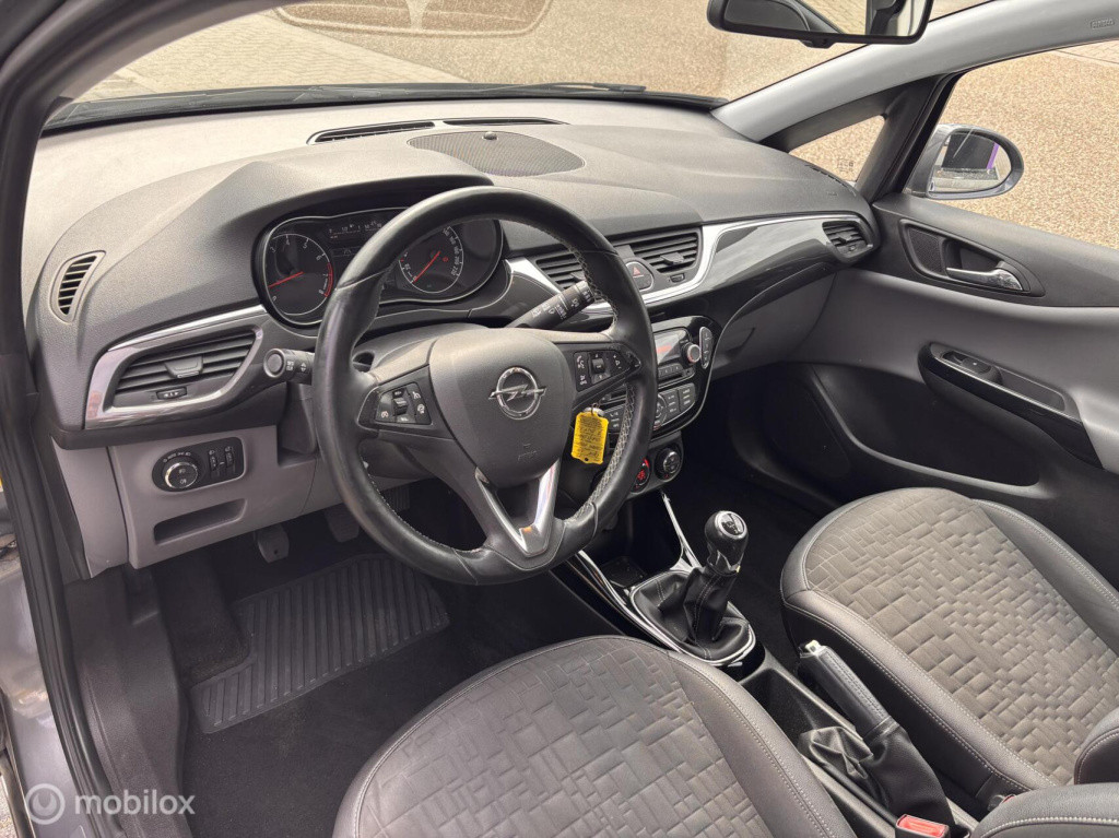 Opel Corsa 1.4 cosmo xenon