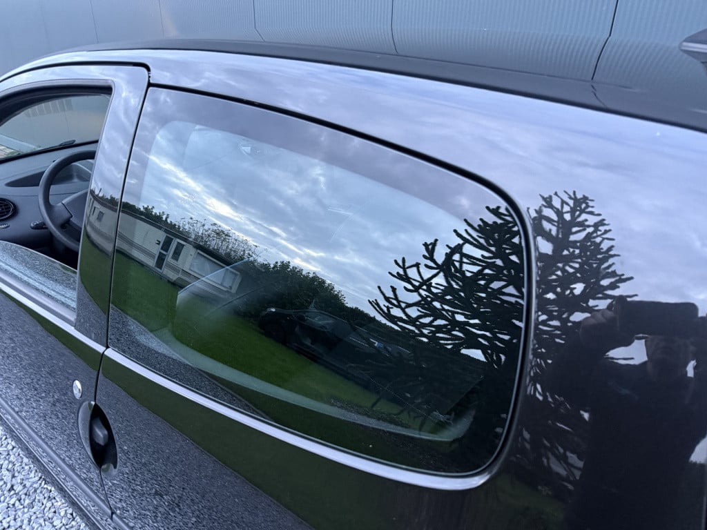 Renault Twingo 1.2 16v airco parisienne 3-drs