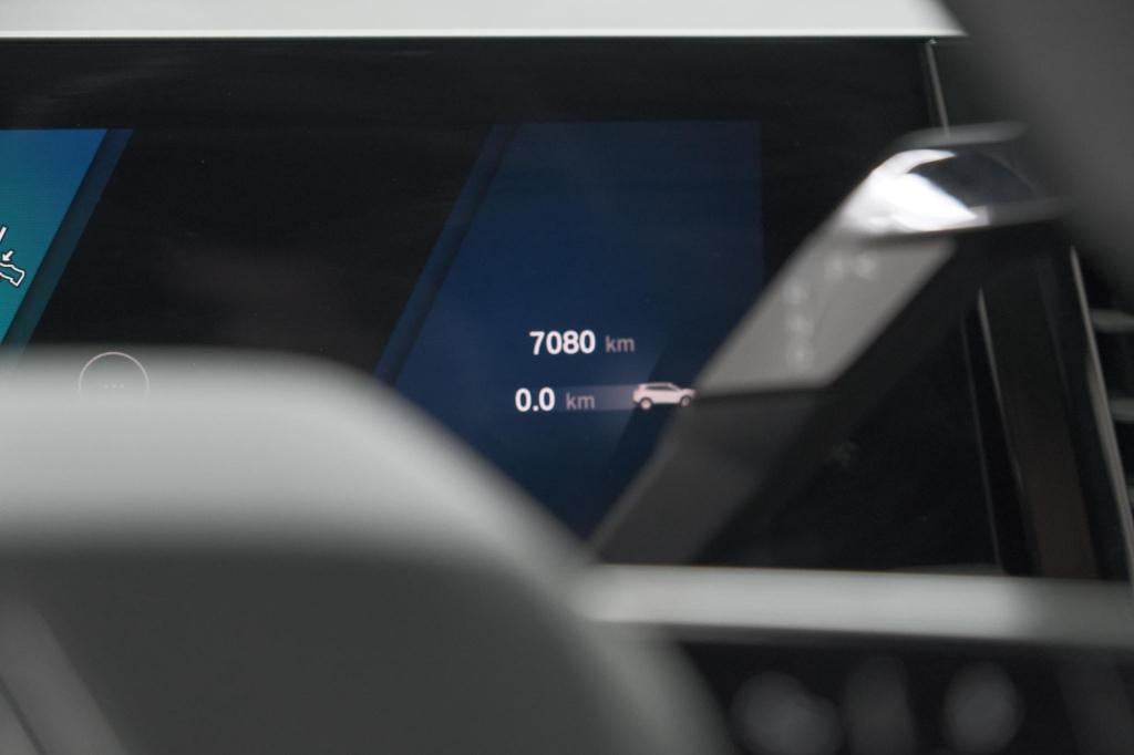 Renault Austral 1.2 e-tech full hybrid 200 techno | 360 camera | panoramada