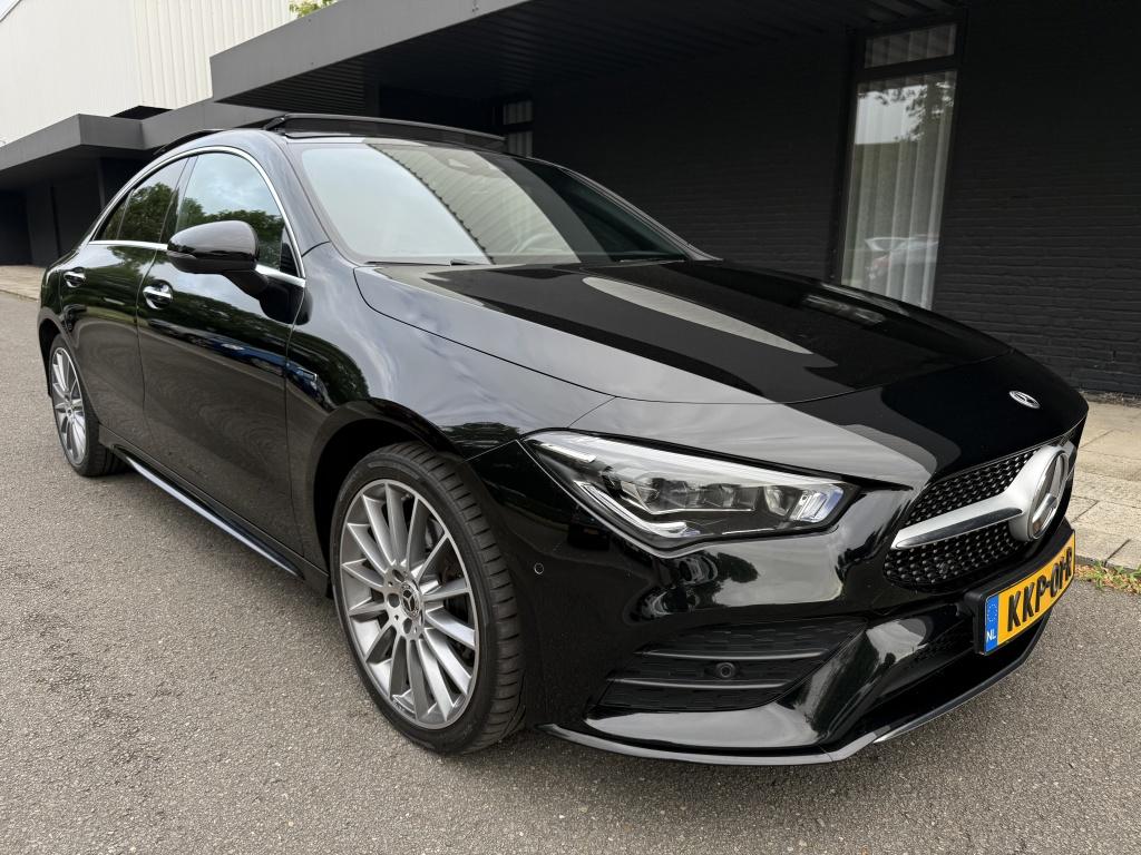 Mercedes-Benz Cla 250e - amg pakket - ambilight - pano -