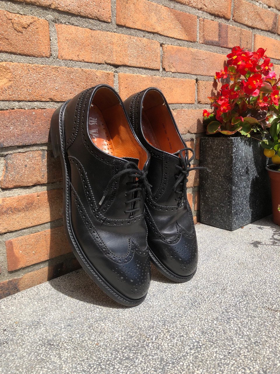 Van Lier schoenen maat 9,5 is 43,5.