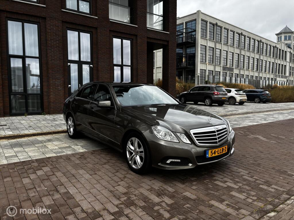 Mercedes E-klasse 250 CGI Business Class Avantgarde km305.599 Nap BJ2010