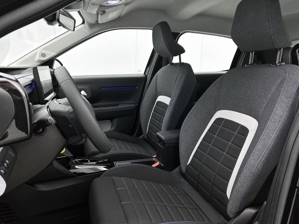 Citroen ë-c3 plus 113pk comfort range 44 kwh | 3 fase | apple carplay / and