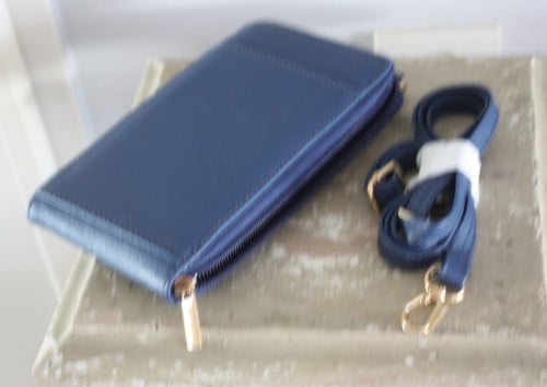 Nieuwe blauw telefoontasje