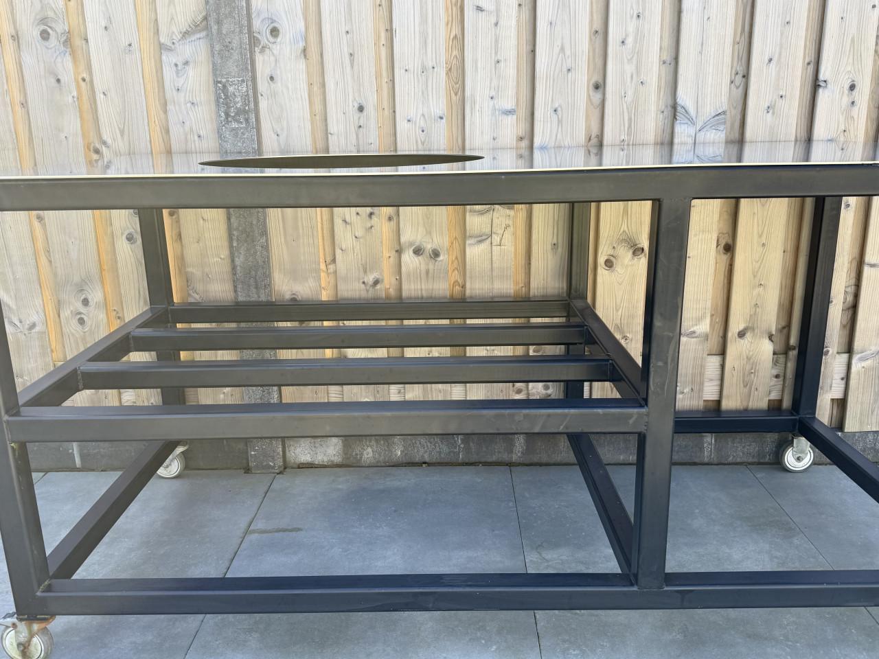 Robuust Stalen Buitenmeubel/ Werktafel voor Large Kamado.