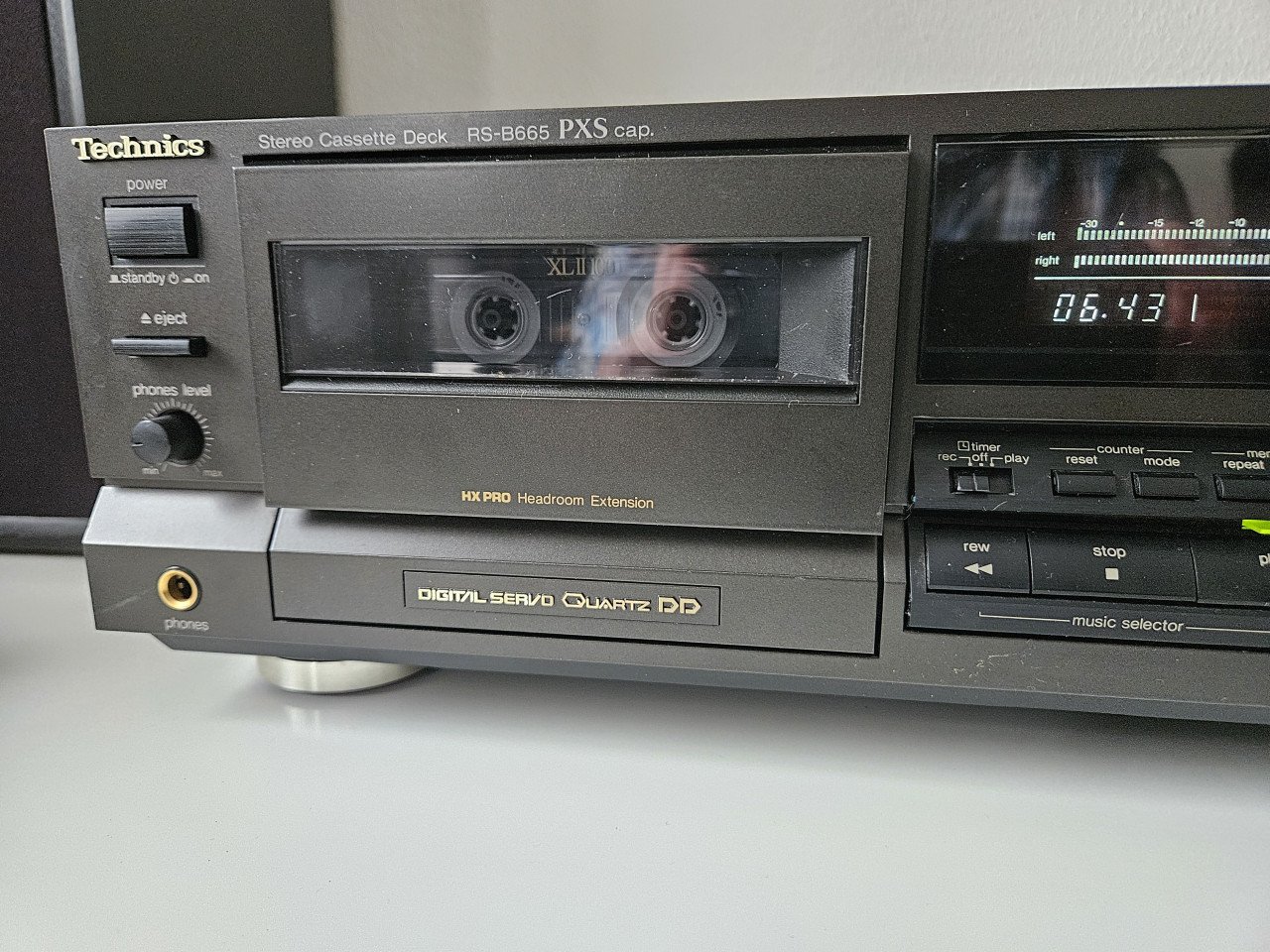 Technics RS-B665 cassettedeck.