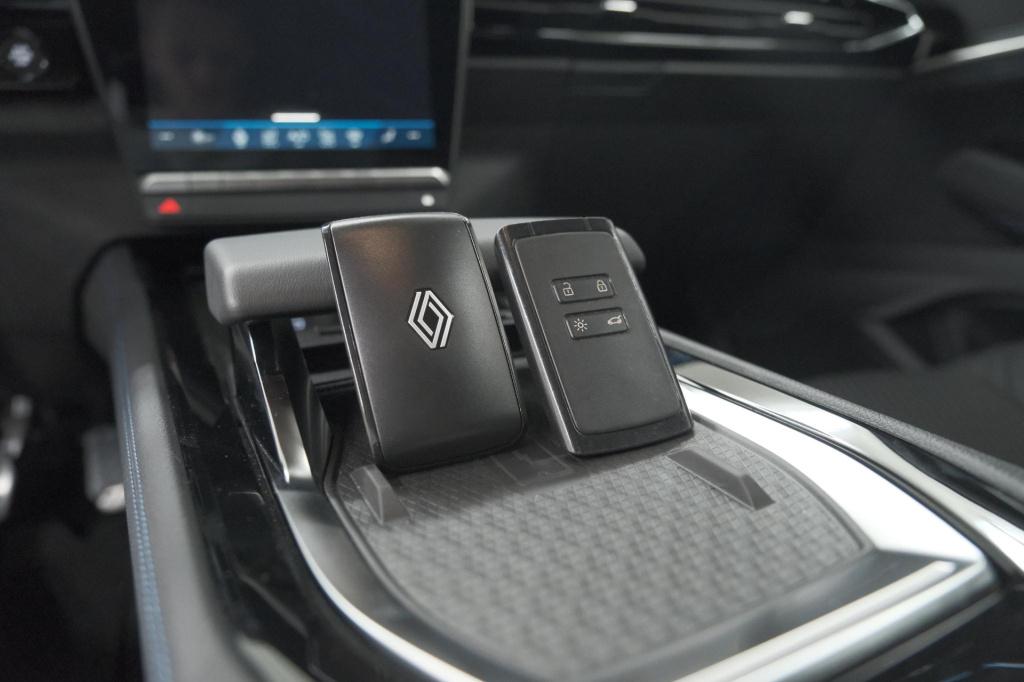 Renault Austral 1.2 e-tech full hybrid 200 esprit alpine | 360 camera | ada