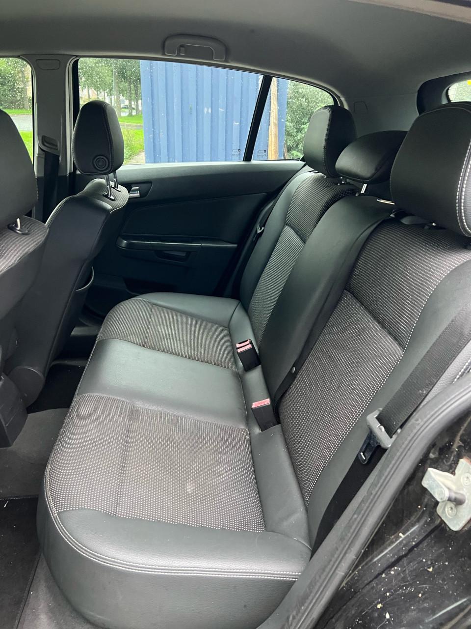 Opel Astra 1.6 Essentia Airco/Cruise/ Jaar Apk