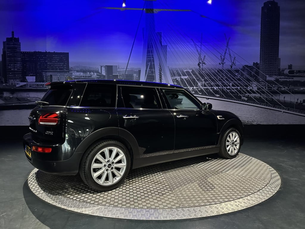 Mini Clubman mini 1.5 cooper classic *origineel nl*camera*carplay*