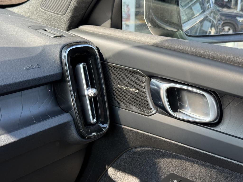 Volvo XC40 t5 262pk recharge bright| adap.cruise| 360camera| h&k sound