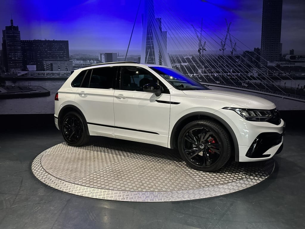Volkswagen Tiguan 1.5 tsi r-line *navi*appconnect*camera*fabrieksgarantie 9