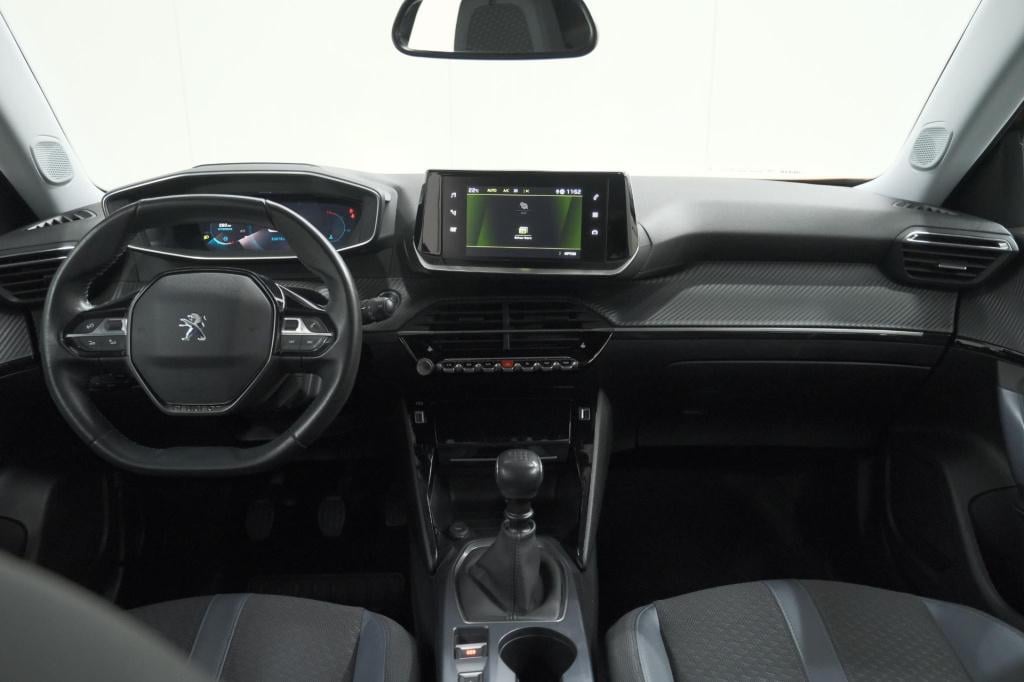 Peugeot 2008 puretech 130 allure pack | trekhaak | adaptieve cruise control