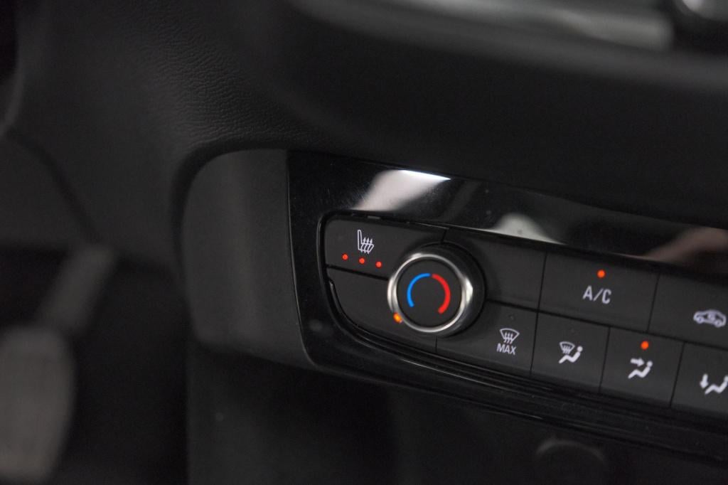 Opel Corsa turbo 100 level 3 | stoelverwarming | navigatie | parkeersensore