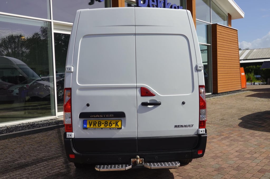 Renault Master t33 2.3 dci l2h2