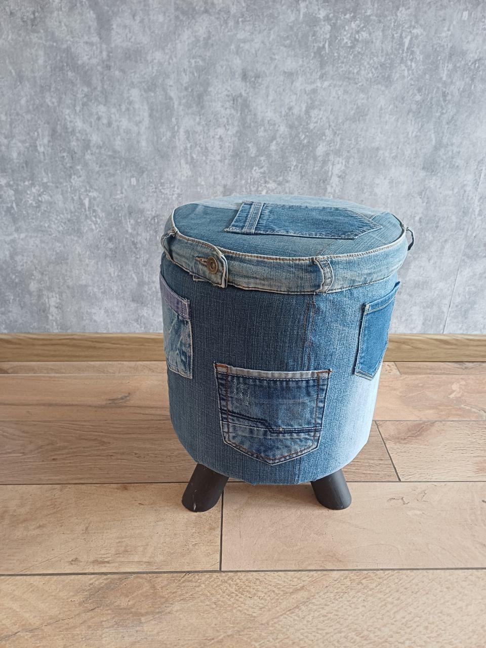 Krukjes bekleed met spijkerbroeken