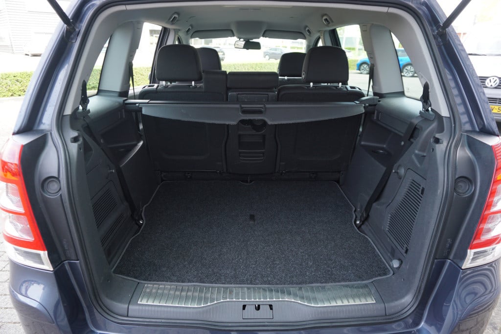 Opel Zafira 2.2 temptation - 7p. - automaat- climate / navi / cruise / park