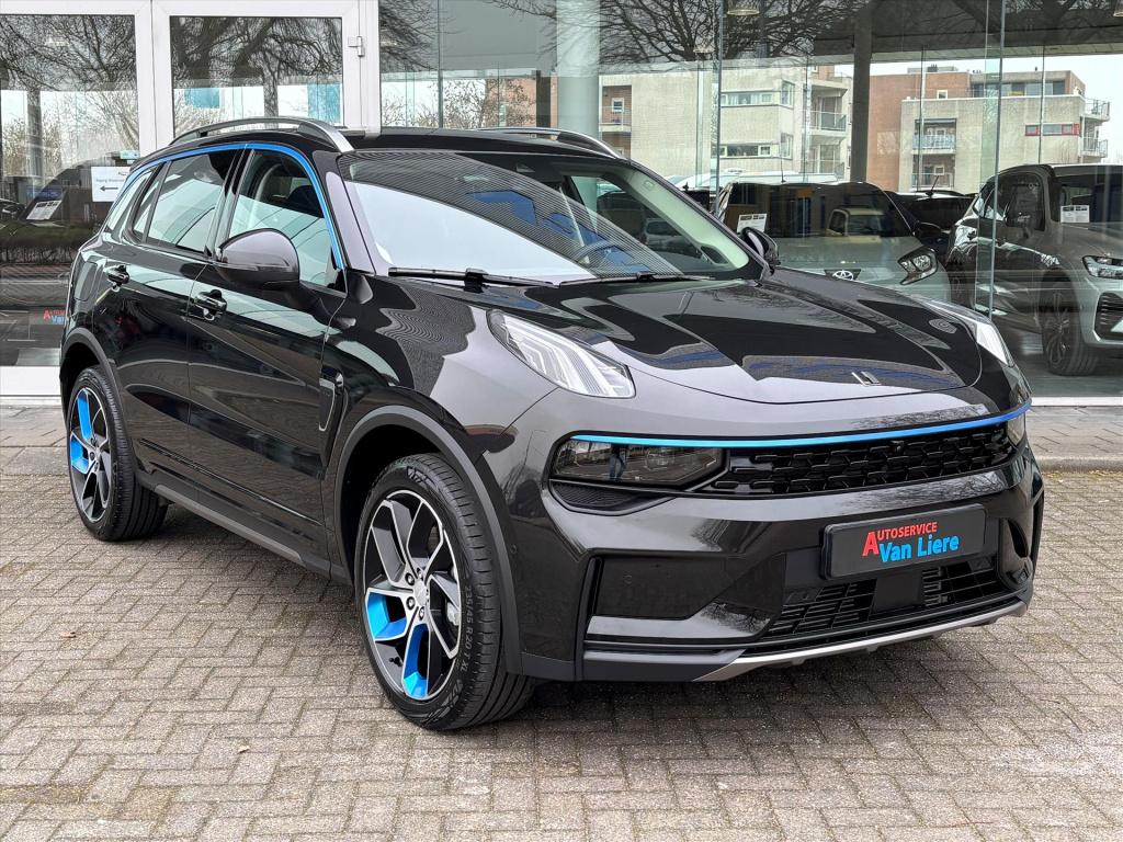 Lynk & Co 01 1.5td 261pk phev automaat| 360 gr camera| pano dak|carplay|rij