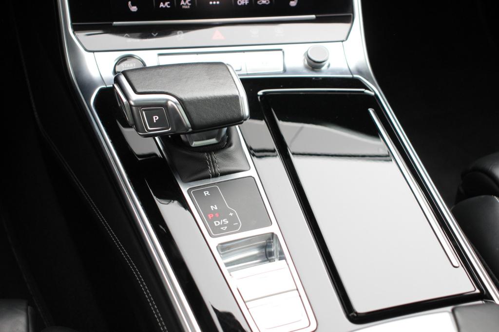 Audi A6 avant 55 tfsi e quattro s competition | rs stoelen | head up | memo