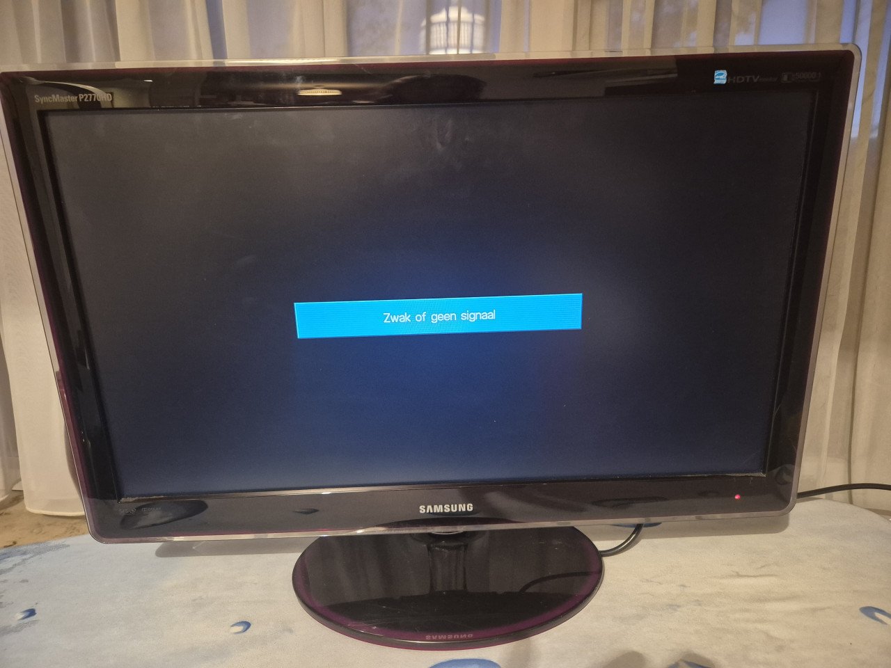 Samsung SyncMaster P2770HD - 27 inch Full HD Monitor