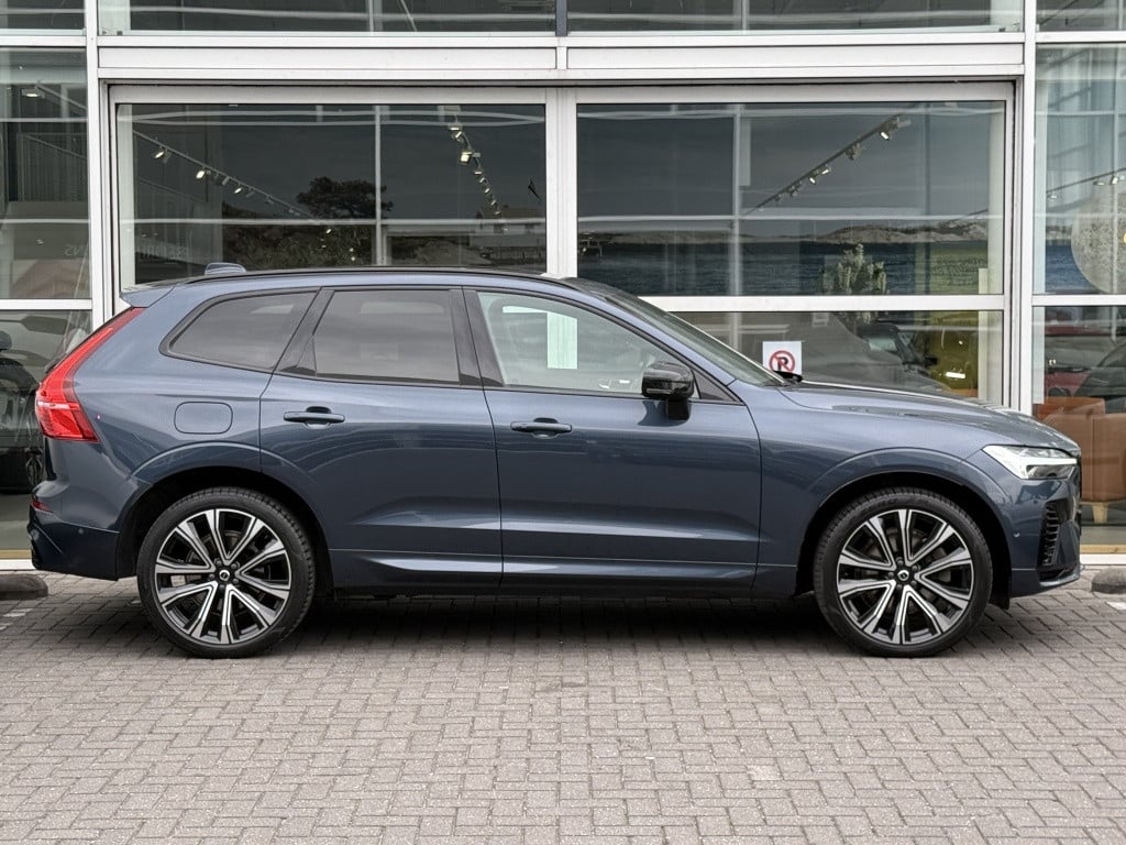 Volvo XC60 t6 340pk recharge r-design| panodak| adap.cruise| 360camera| tre