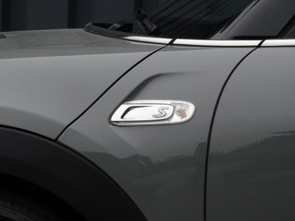 Mini Cooper mini 2.0 serious business 5-deurs | led | navi | 18"