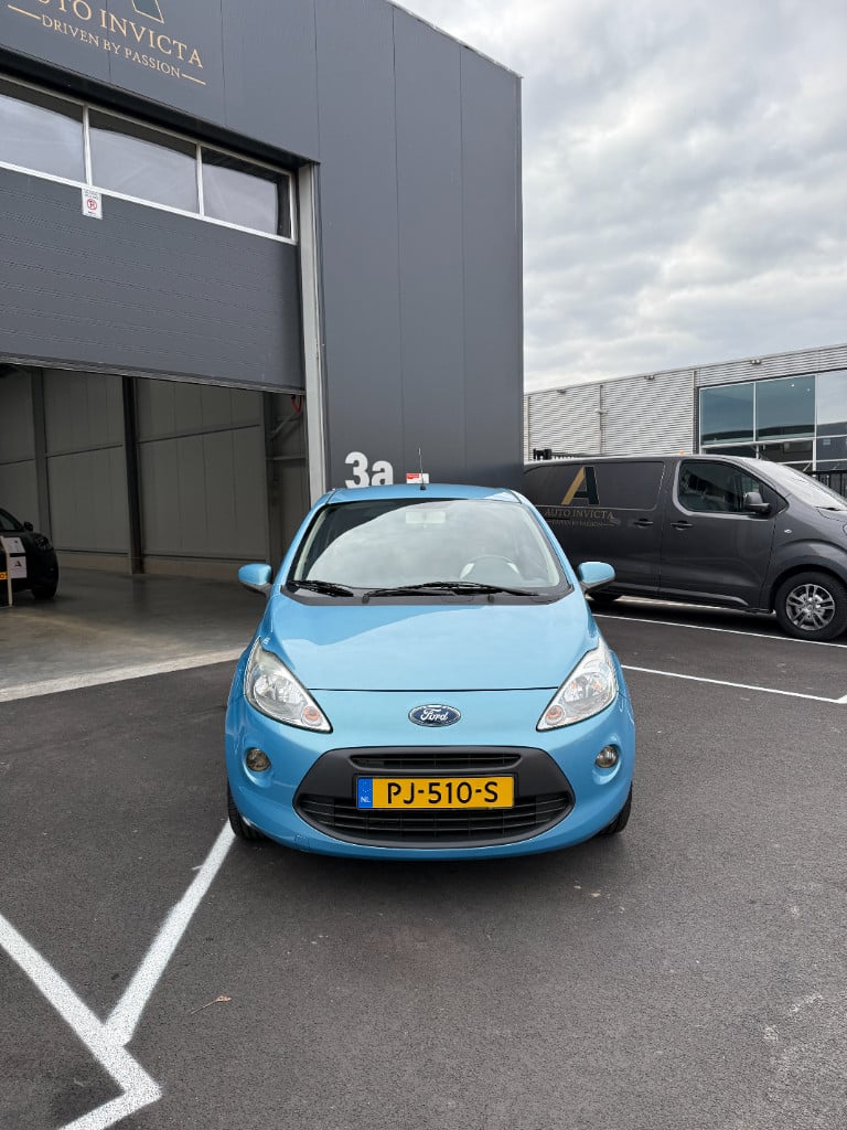 Ford KA 1.2 - titanium x - airco