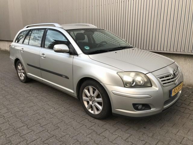 Toyota Avensis wagon 2.0 d-4d luna business clima | navi | cruise | trekhaa