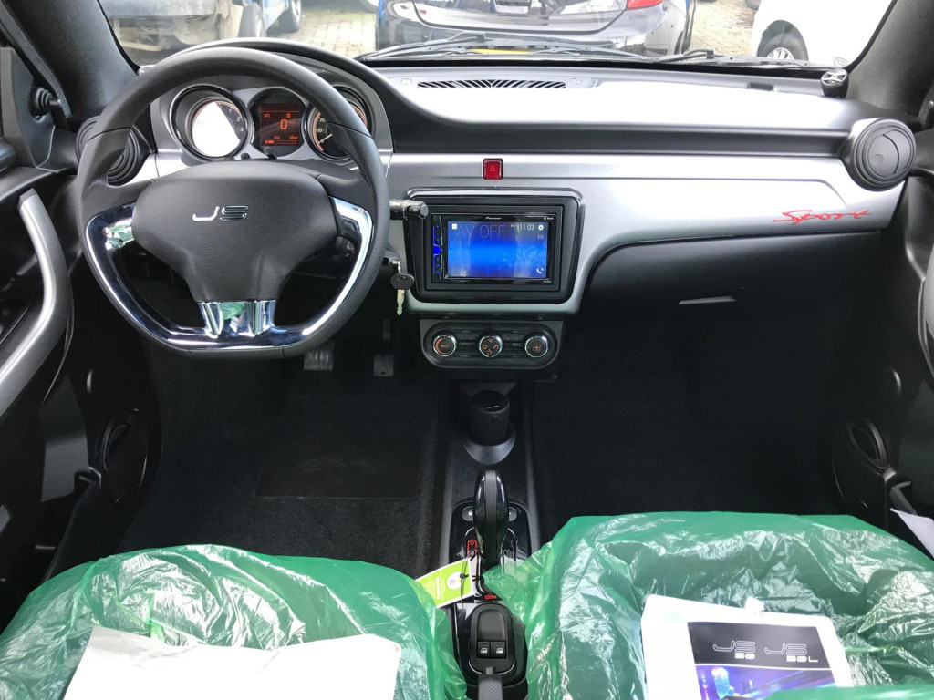 Ligier Js50 brommobiel c sport young sun dci 492 met airco (nieuw)