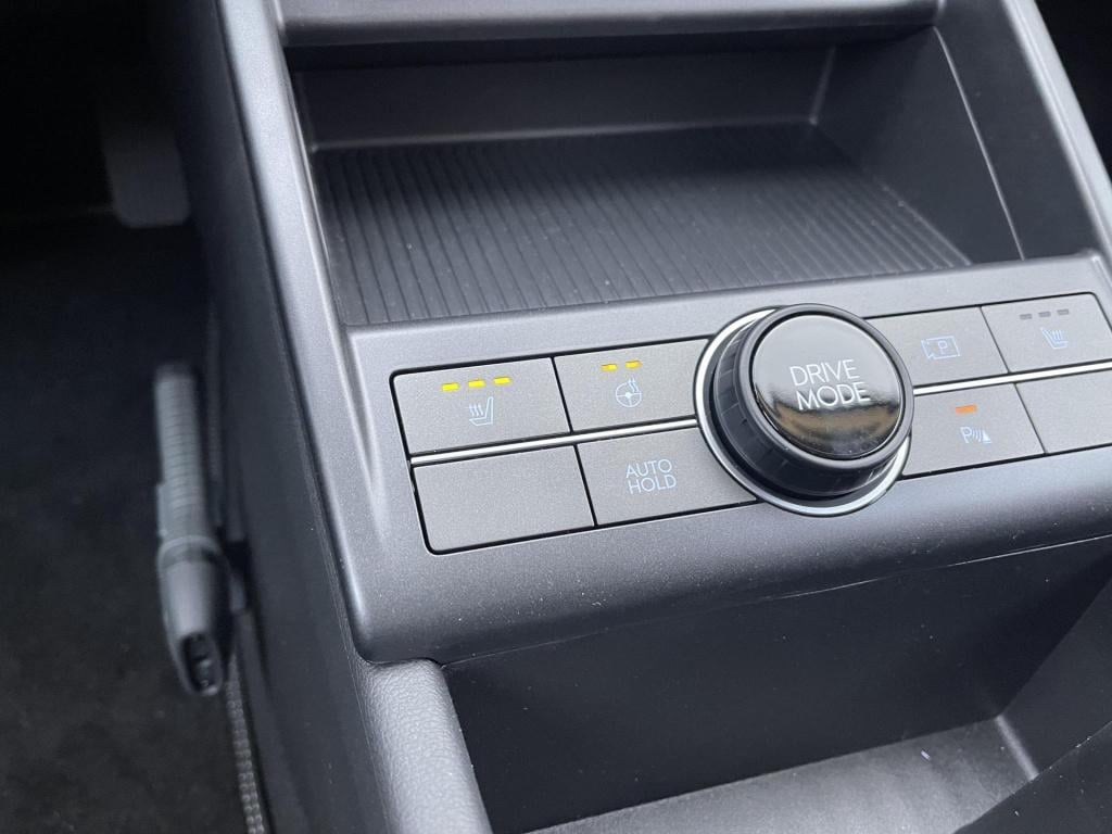Hyundai Kona electric comfort smart 64.8 kwh met dodehoek detectie!