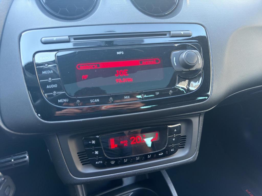 Seat Ibiza sc 1.4 tsi cupra dsg pano clima